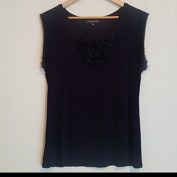 Adrienne Vittadini, Beautiful in season top!